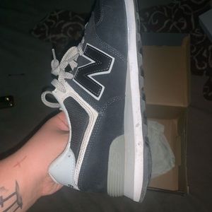 new balance 574 black/grey